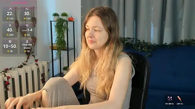 Glitch Doll online show from 05-03-26, 06:07