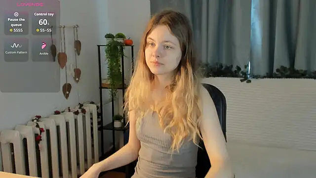 Glitch Doll online show from 05-07-26, 05:11
