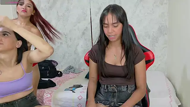 taylor gil0 online show from 05-17-26, 01:00