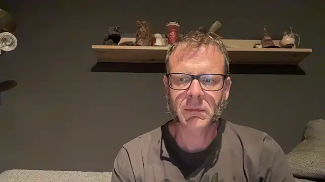 Snapshot of o_florian_o1 chatting on 06-16-26, 08:09 o florian o1 online show from 06-16-26, 08:09