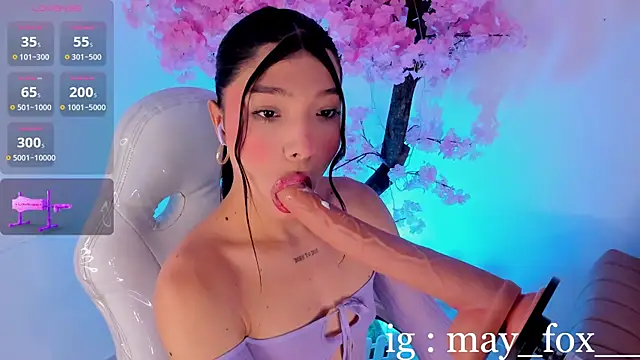 May Fox  online show from 05-09-26, 10:35