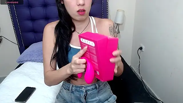 lunadreadd online show from 04-28-26, 10:36
