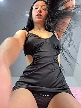 Snapshot of Lila-pinkky chatting on 06-12-26, 12:25 Lila-pinkky online show from 06-12-26, 12:25