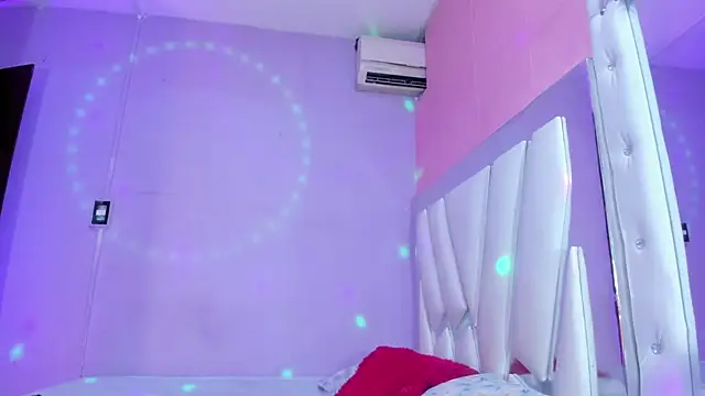 kiara sexyhot online show from 07-04-26, 11:20