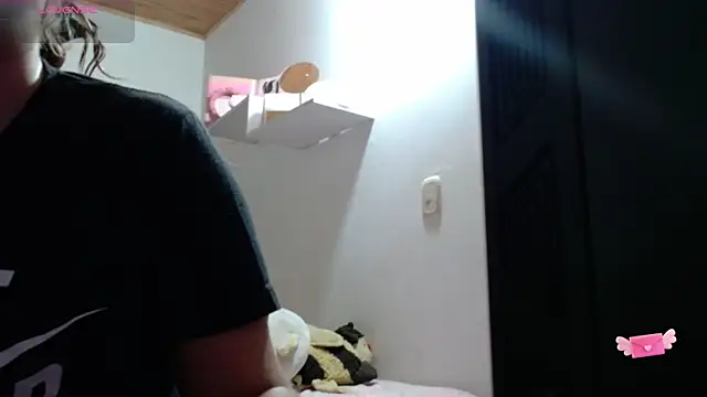 M1la 18 online show from 05-25-26, 11:14