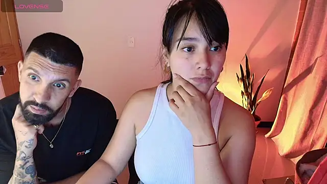 Alyssa and DAngelo online show from 04-30-26, 01:45