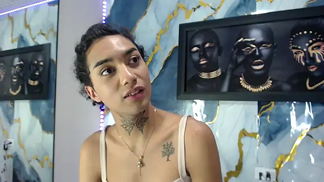 Snapshot of Darianna_A chatting on 06-28-26, 01:28 Darianna A online show from 06-28-26, 01:28