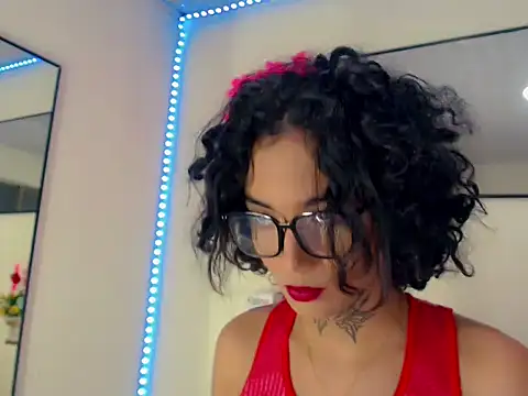 Darianna A online show from 05-09-26, 09:18