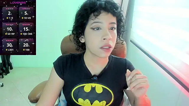 Laena Castillo online show from 05-23-26, 02:27