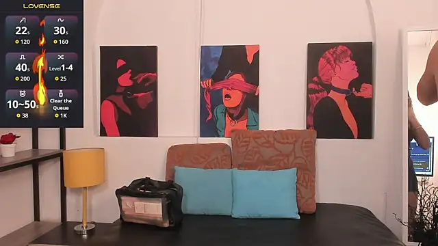 HannahhWilliams online show from 05-26-26, 10:30