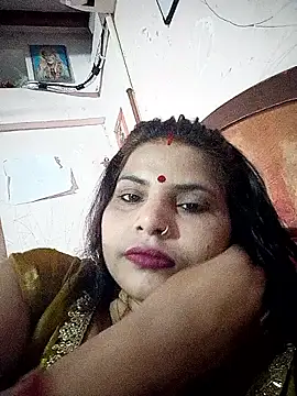 Snapshot of Bebonew1 chatting on 04-20-26, 06:16 Bebonew1 online show from 04-20-26, 06:16
