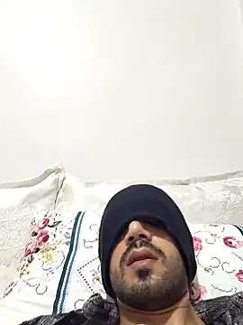 Zamatza online show from 04-16-26, 01:28