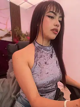 kira ec online show from 04-30-26, 07:32