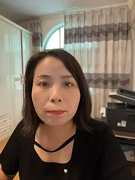 Snapshot of lisha521 chatting on 06-25-26, 06:18 lisha521 online show from 06-25-26, 06:18