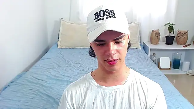 Snapshot of Rosseta_cute1 chatting on 06-27-26, 04:13 Rosseta cute1 online show from 06-27-26, 04:13