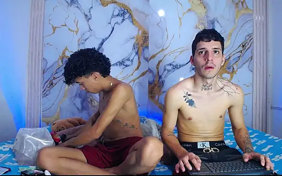 Khloe and max online show from 04-16-26, 03:40