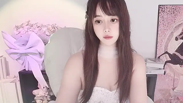 Moon-66 online show from 04-23-26, 01:57