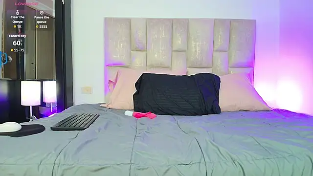 hott mature online show from 06-03-26, 11:11