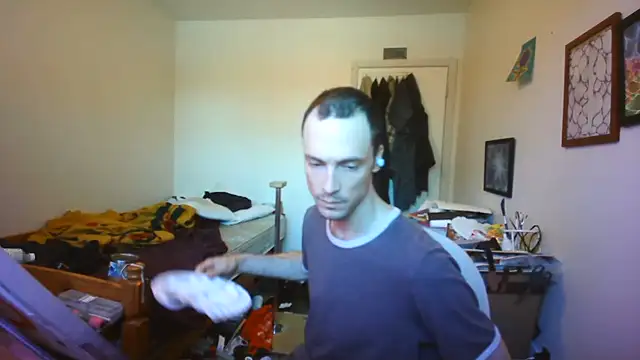 JohnnyMoves online show from 07-14-26, 05:41