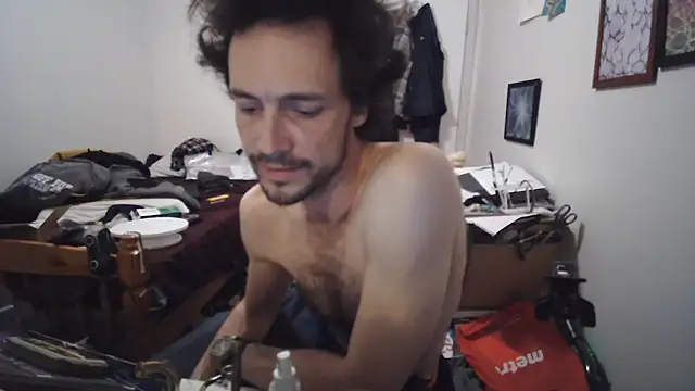 JohnnyMoves online show from 06-05-26, 02:27