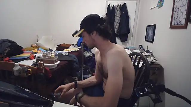 JohnnyMoves online show from 05-30-26, 04:52