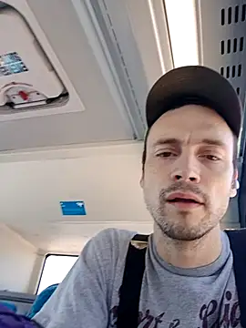 JohnnyMoves online show from 07-19-26, 05:42
