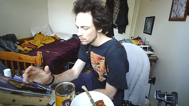 JohnnyMoves online show from 05-29-26, 04:46