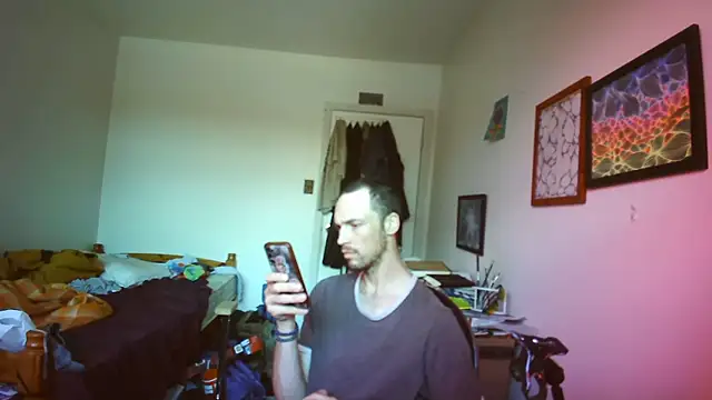 JohnnyMoves online show from 07-03-26, 05:19