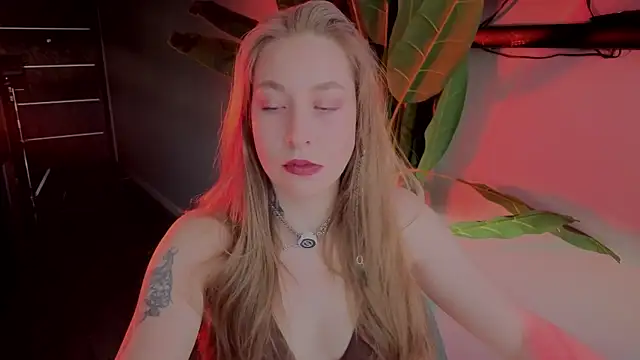 ShowmeYourfetish online show from 05-21-26, 04:32