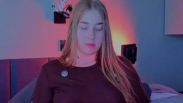 ShowmeYourfetish online show from 05-17-26, 03:06