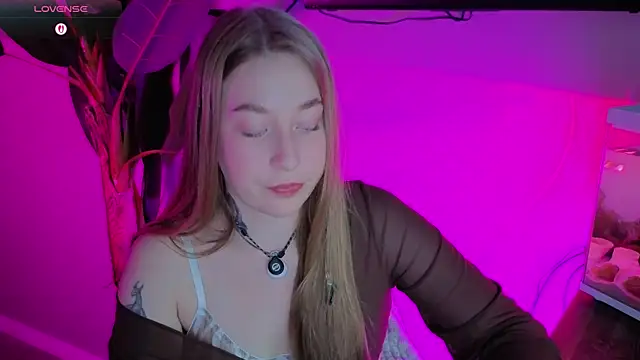 ShowmeYourfetish online show from 05-29-26, 04:29