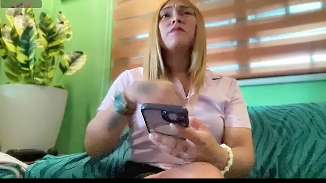 hannaBaby lisyos11 online show from 06-01-26, 06:57