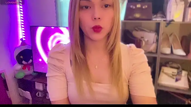 hannaBaby lisyos11 online show from 06-04-26, 04:17
