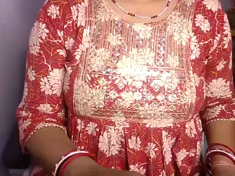 Snapshot of Hotty_Bhabhi1 chatting on 04-28-26, 05:45 Hotty Bhabhi1 online show from 04-28-26, 05:45