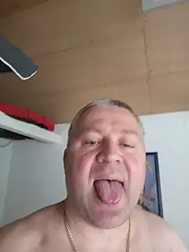 Anatolii 77 online show from 06-09-26, 01:23