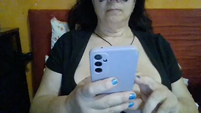 Snapshot of CasalingaEccitata chatting on 06-14-26, 11:44 CasalingaEccitata online show from 06-14-26, 11:44