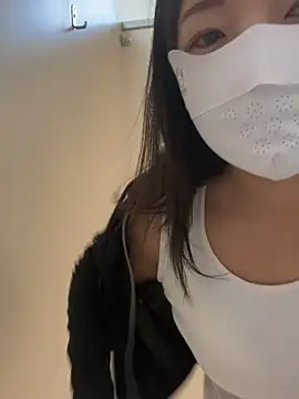 maomao116 online show from 05-06-26, 01:53