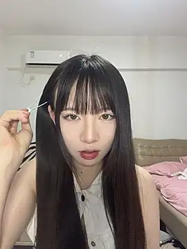 Snapshot of nide-baby chatting on 06-25-26, 03:28 nide-baby online show from 06-25-26, 03:28
