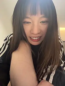 Snapshot of nide-baby chatting on 05-16-26, 12:53 nide-baby online show from 05-16-26, 12:53