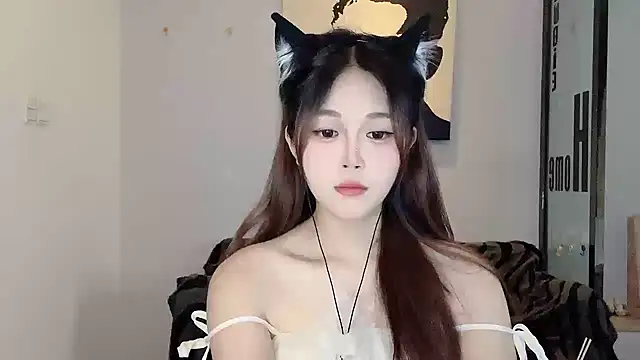 KiKi-011 online show from 06-16-26, 07:19