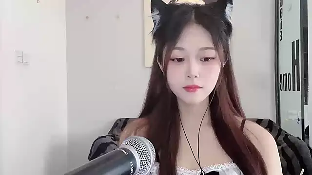 KiKi-011 online show from 06-02-26, 07:30