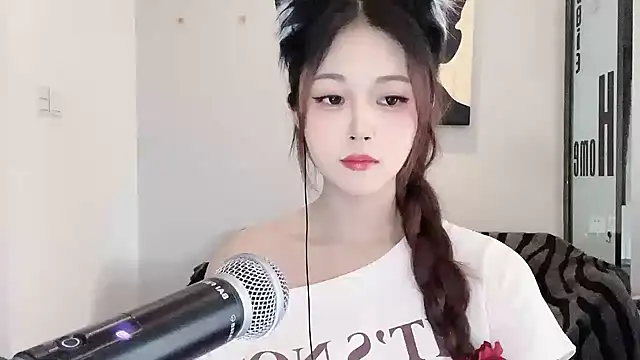 KiKi-011 online show from 05-31-26, 07:25
