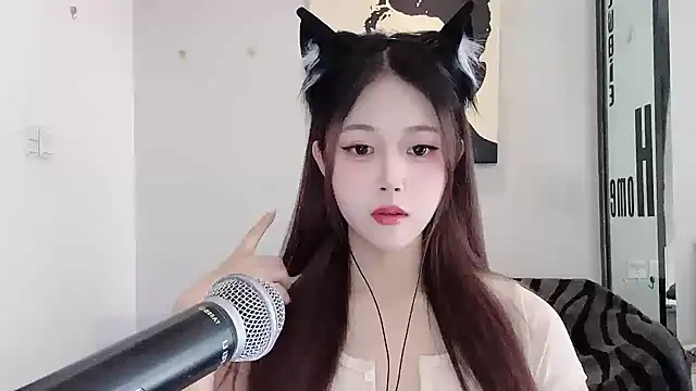 KiKi-011 online show from 05-30-26, 07:58