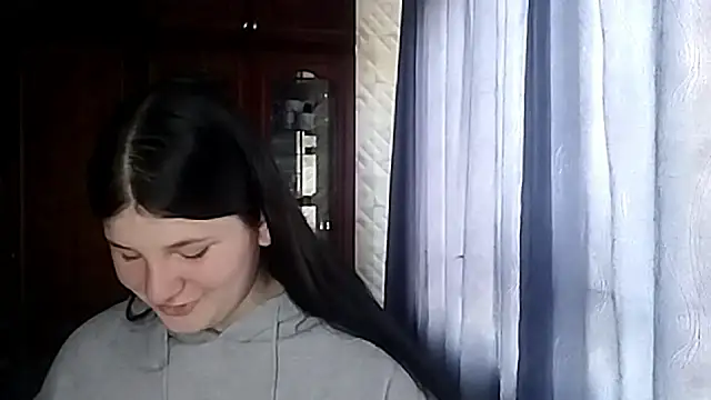 BeatriceMolands online show from 05-15-26, 03:21
