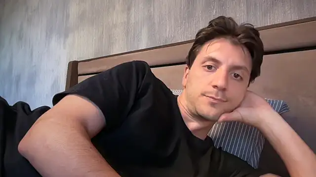 italianass94 online show from 04-26-26, 01:30