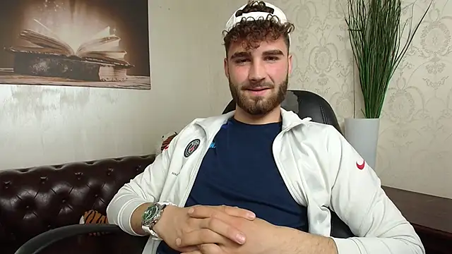 KyloEast online show from 05-24-26, 04:56