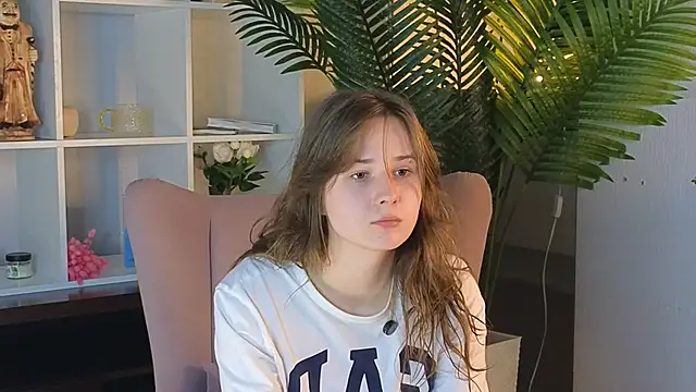 PamalaWhittmore online show from 04-18-26, 01:57