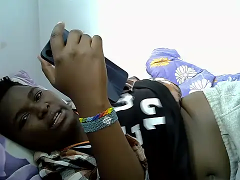 Snapshot of puddy98 chatting on 04-23-26, 05:47 puddy98 online show from 04-23-26, 05:47