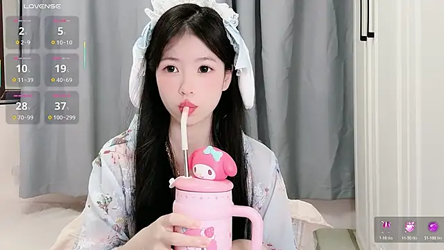 XiaoMei-iiiiii online show from 05-30-26, 02:34