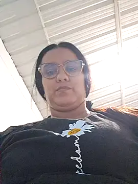 Snapshot of Samanta-42 chatting on 07-05-26, 01:54 Samanta-42 online show from 07-05-26, 01:54